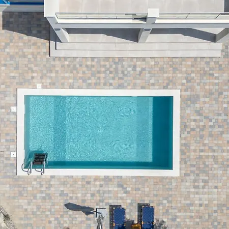 Olea By Guide * Blace