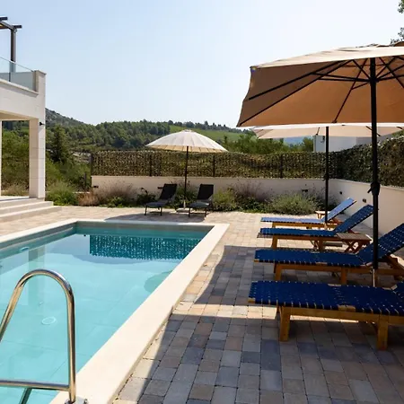 Olea By Guide * Blace